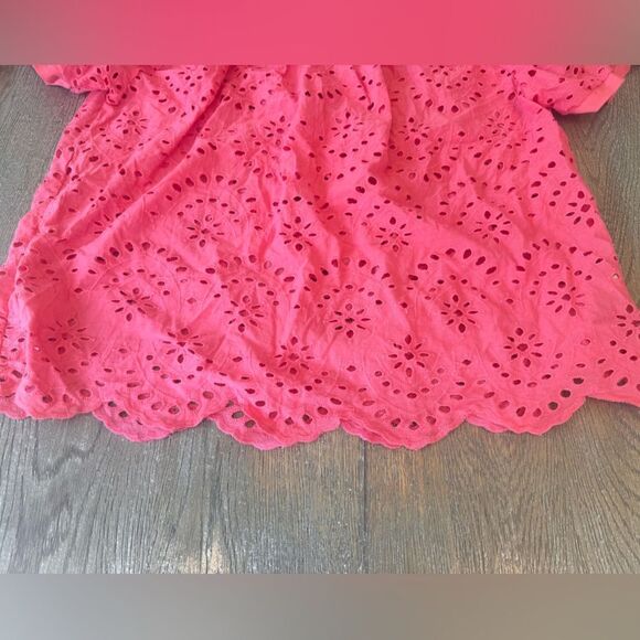 Pink eyelet on/off shoulder shirt. Xl. So cute!!💗💗 - Picture 3 of 8